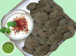 Kuttu Ke Pakore Navratri Special Recipe